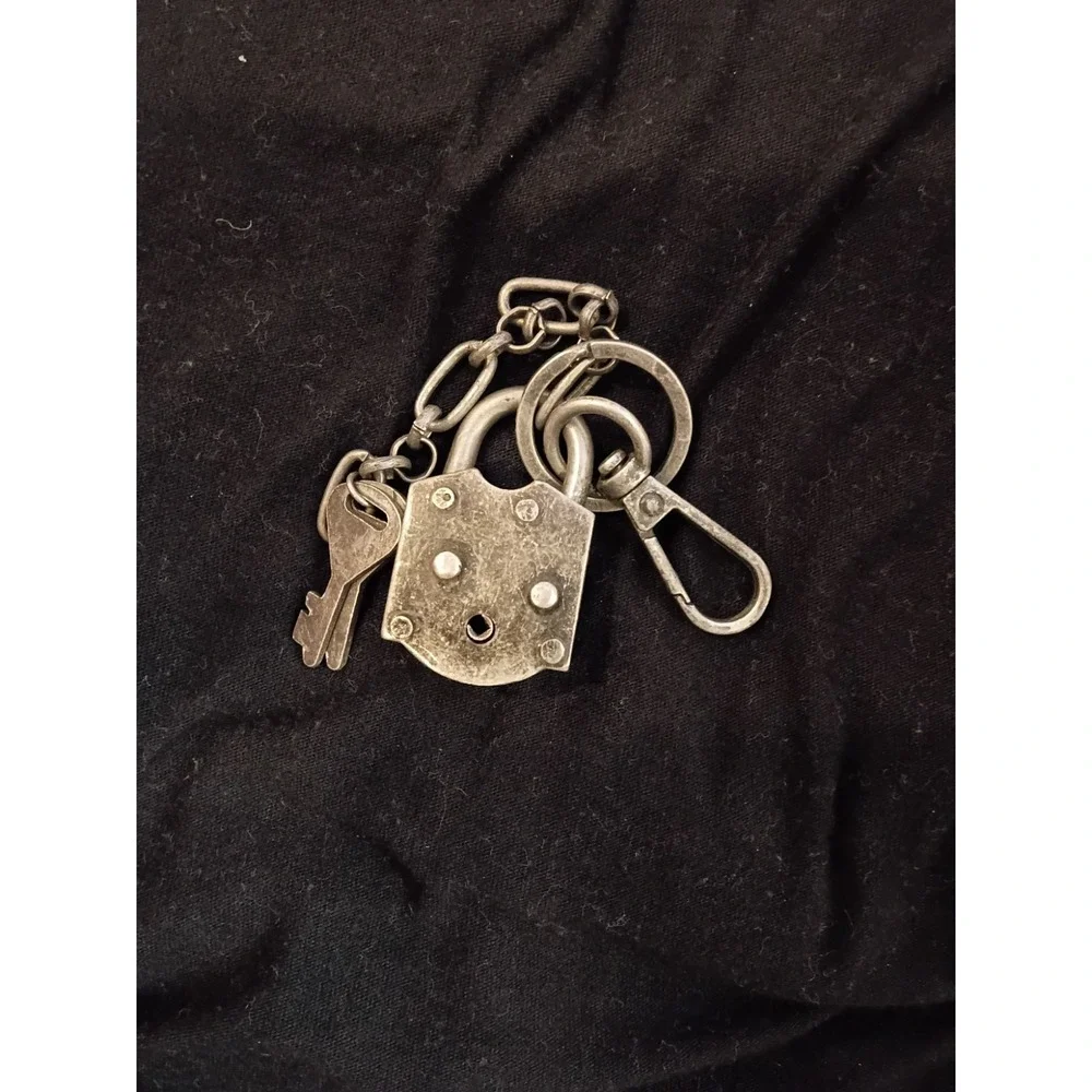 We The Free People Keychain Lock And Keys - Picture 2 of 2
